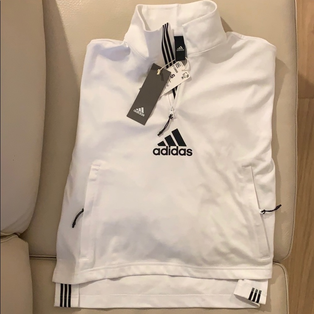 Brand new Adidas half zip size small